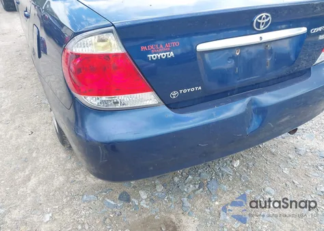 2005 Toyota Camry Le из США, поврежденный, VIN 4T1BE30KX5U078813